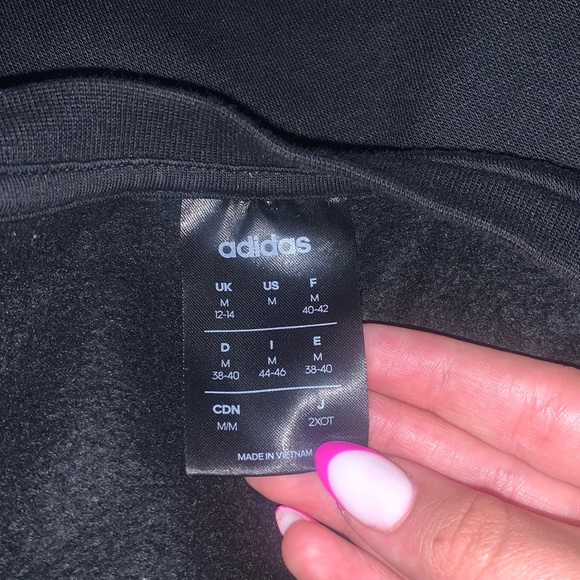 black adidas crewneck - Picture 4 of 6